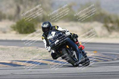 media/Jan-15-2026-Racers Edge (Thu) [[dfebeb70ab]]/3-B Group/Session 4 (Turn 5)/